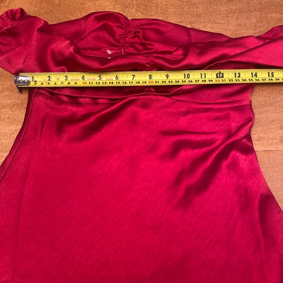 Princess Polly Red Off-Shoulder Cocktail Dress - Picture 8 of 8